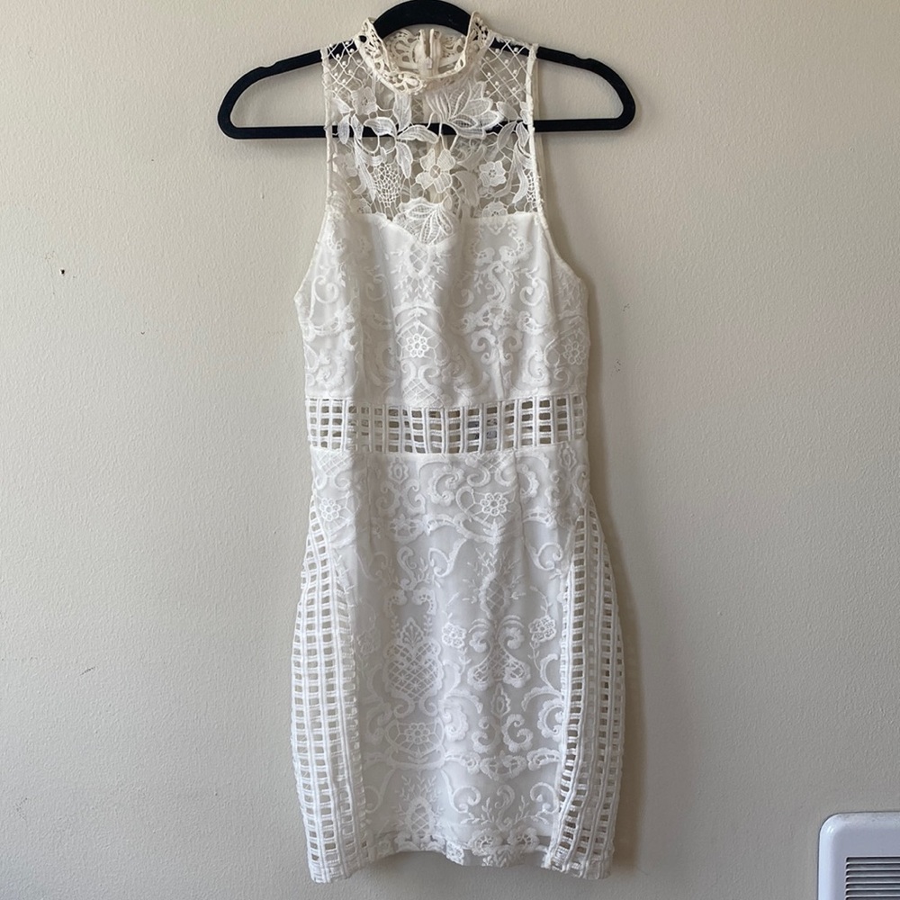 Tobi: Mock neck white lace dress